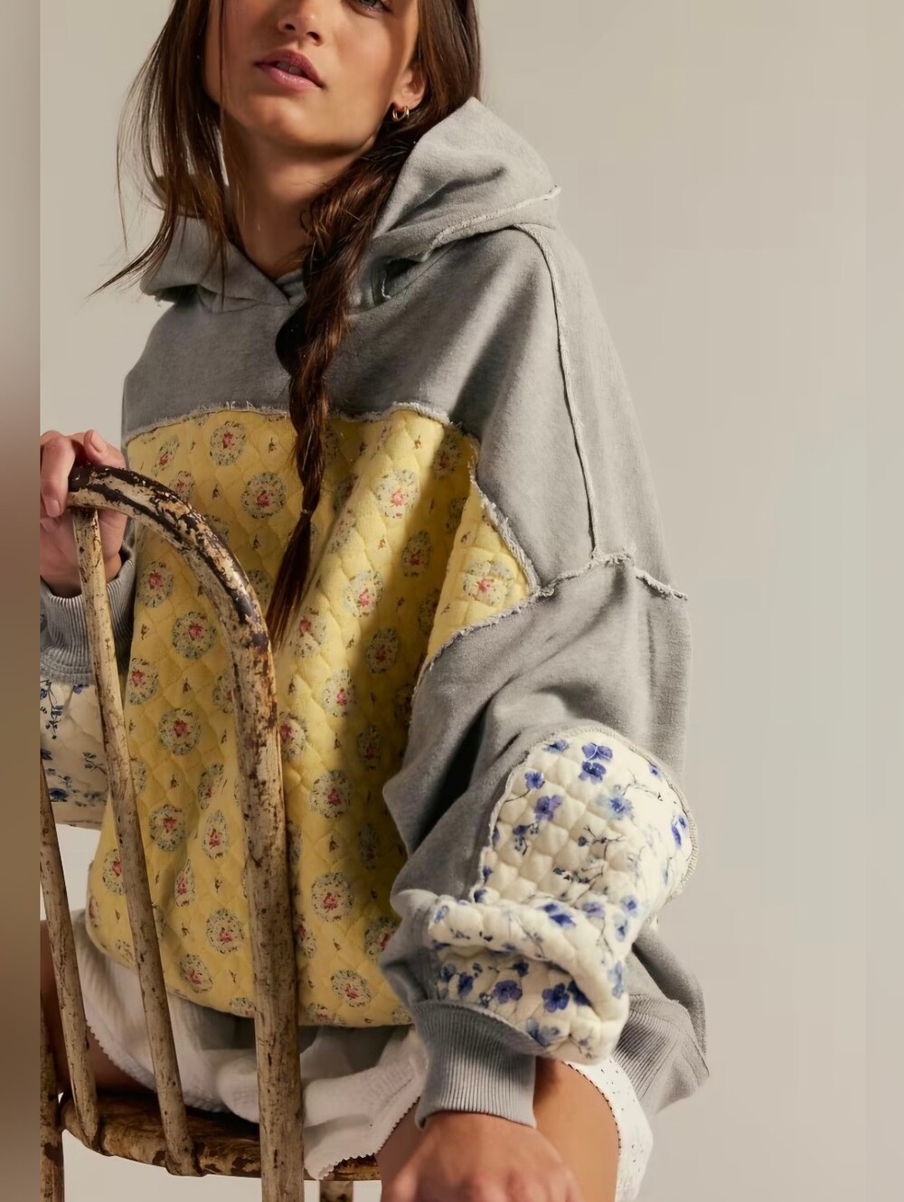 Long-Sleeve Floral Print Hoodies for Women, Featuring Quilted Patchwork
